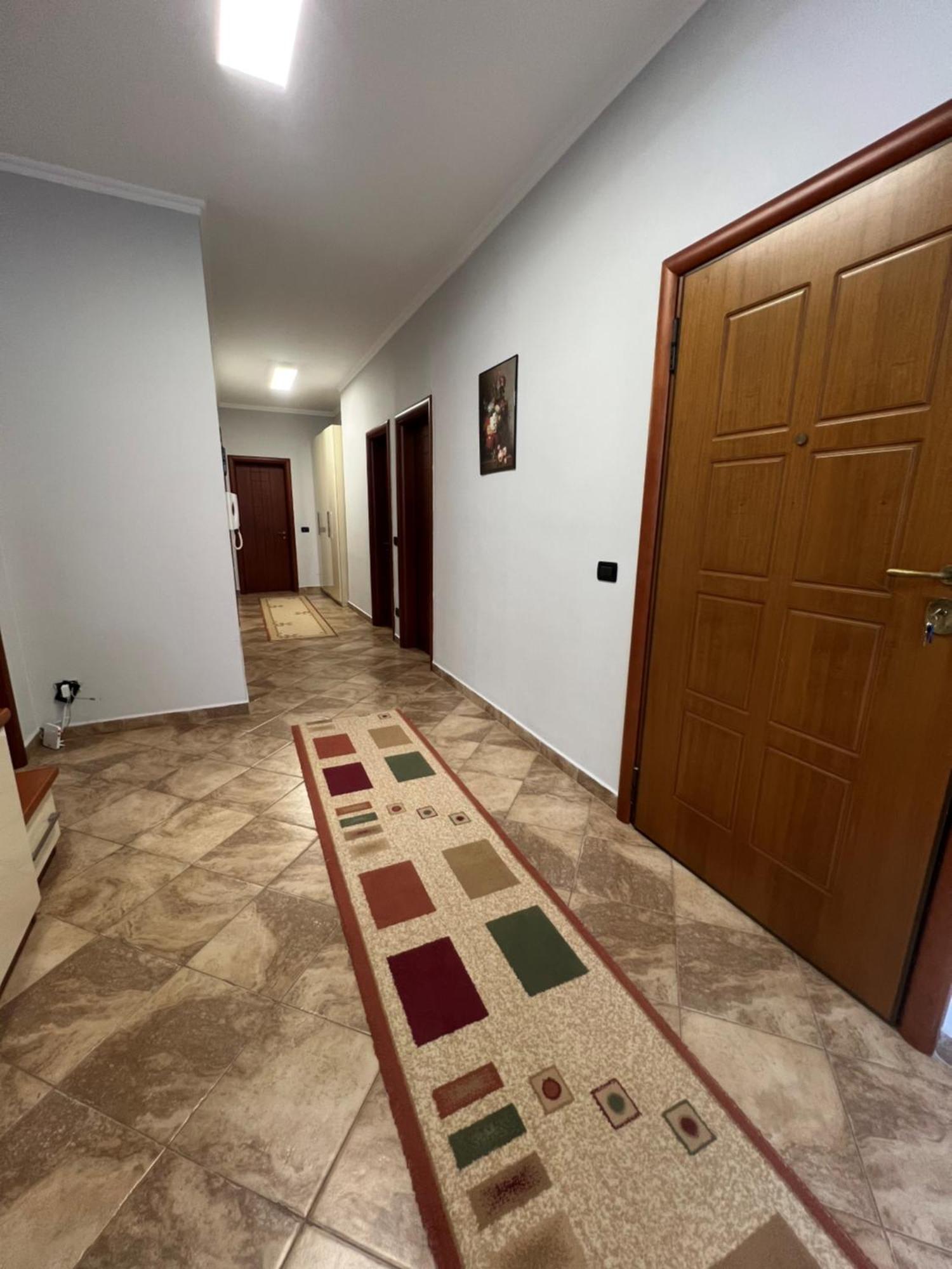 Elly Apartment Durrës Exteriör bild