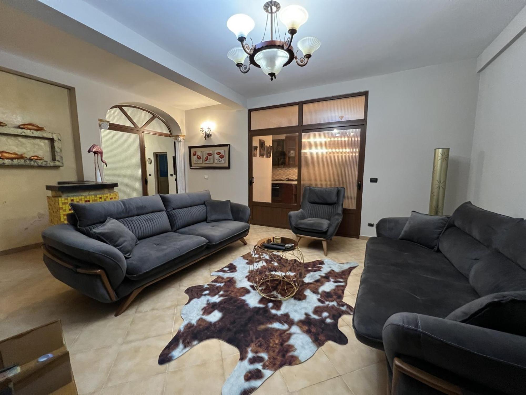Elly Apartment Durrës Exteriör bild